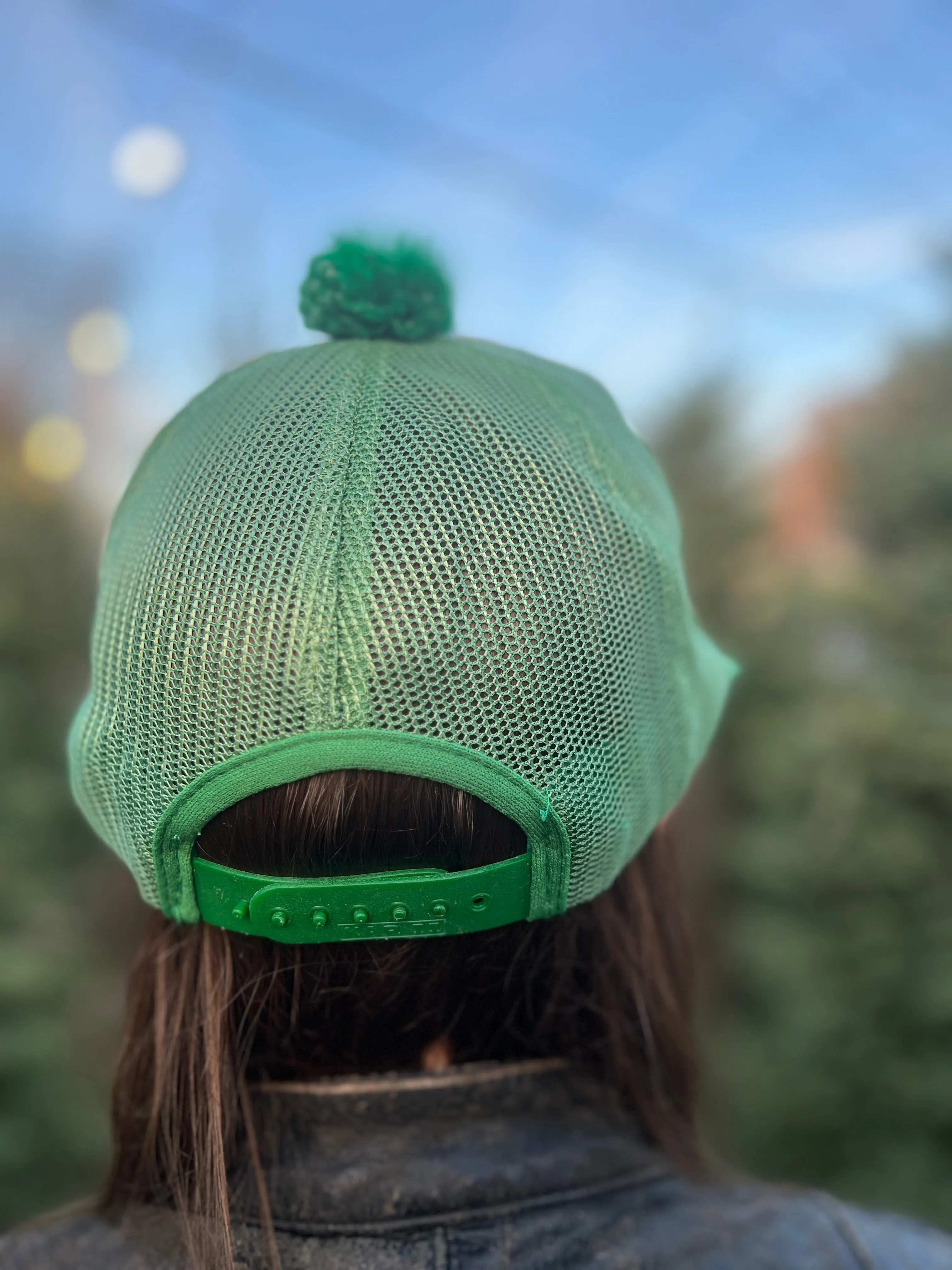 Green Vintage Trucker Hat: Just A Swangin', Kap Int'l Inc.